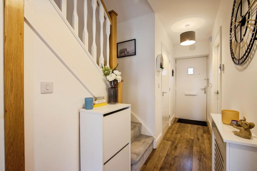 Park Hill Way, Wakefield, WF1 photo 2