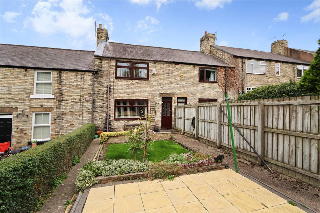 3-bed terraced on Clifford Terrace, Crawcrook  Ryton, Tyne and Wear, NE40, £120,000