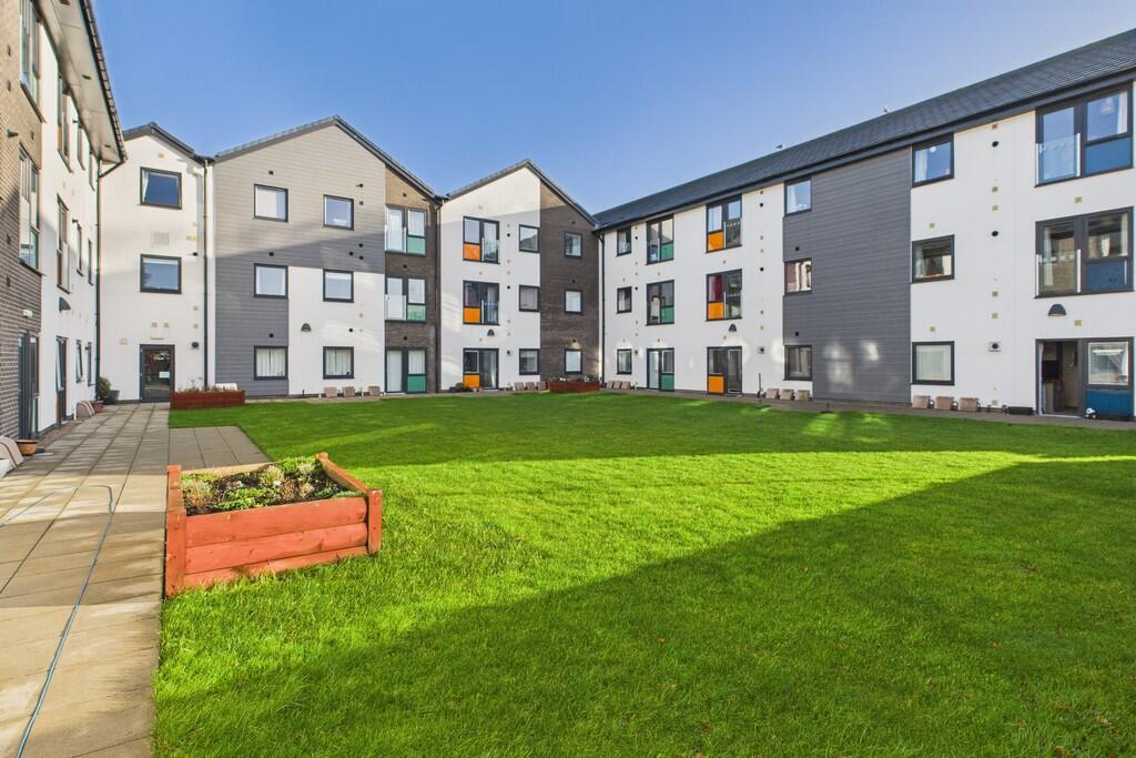 Main image of property: 38 Newton House