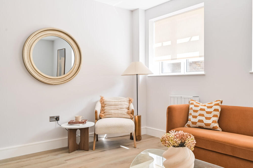 Apartment in London - View 5