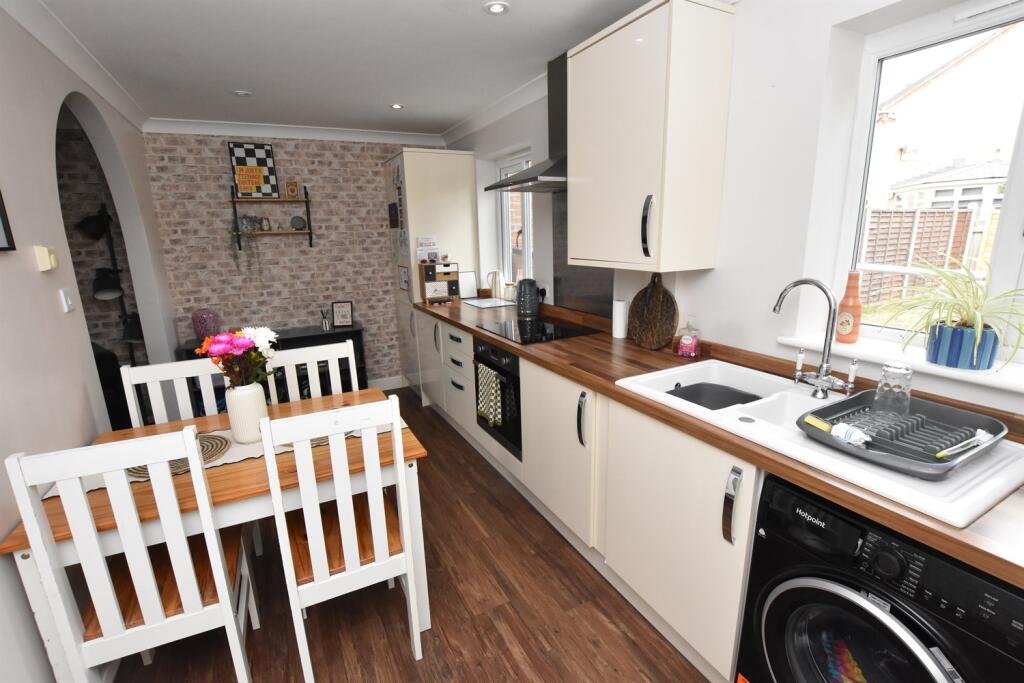 House in North Kesteven, Kirkby la Thorpe - View 6
