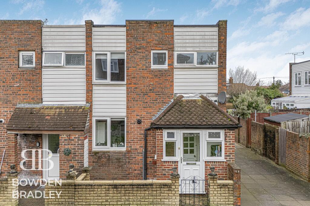 Main image of property: Covert Road, Ilford, IG6