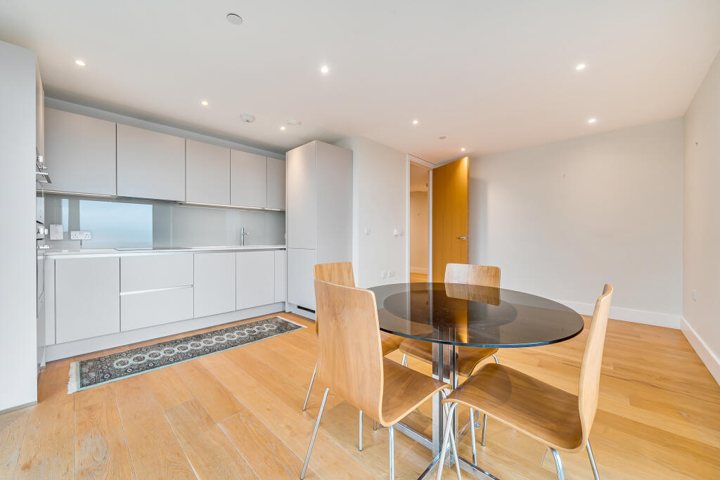 Apartment in London, Oakleigh Park, Whetstone - View 6