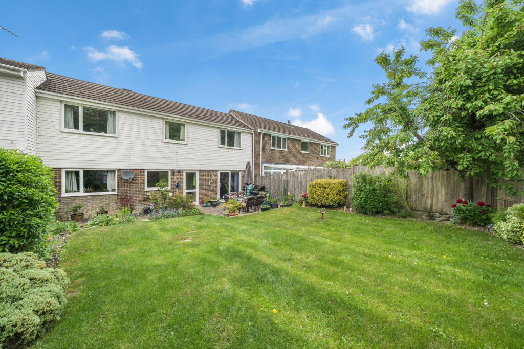 Main image of property: Springfield Close, Andover, SP10 2QS