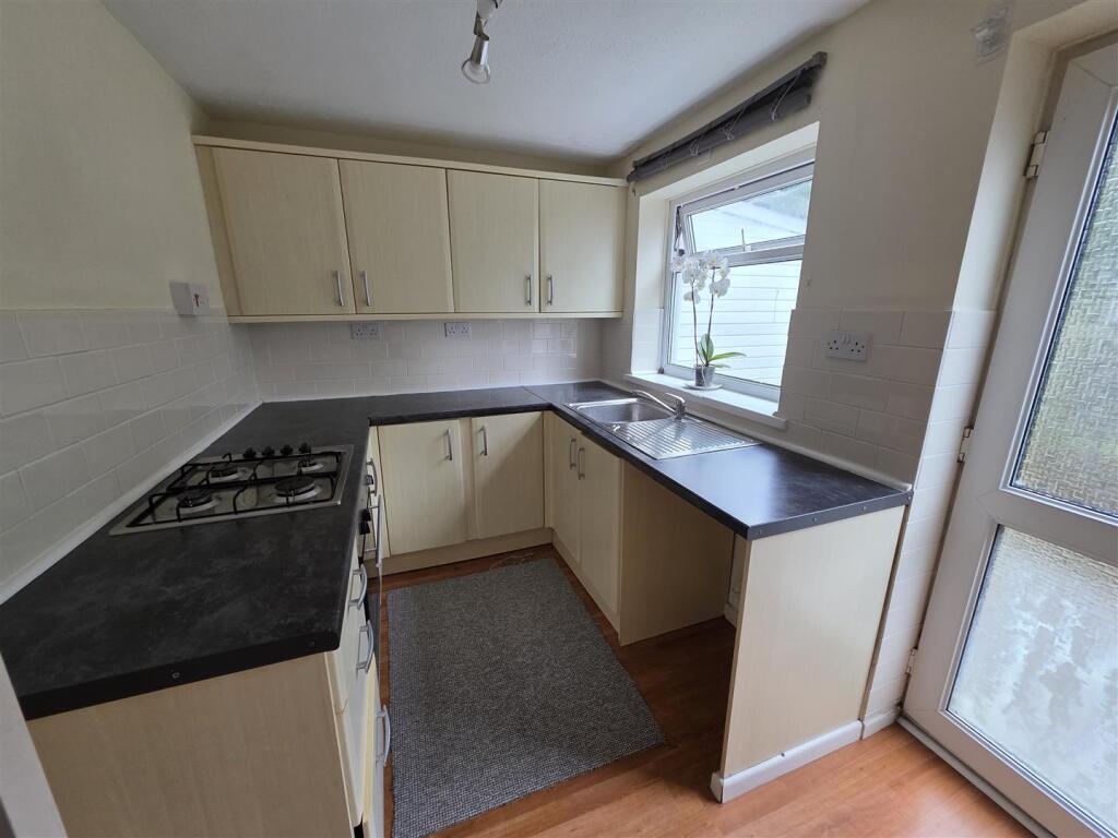 House in Bedwas, Mornington Meadows, Van - More