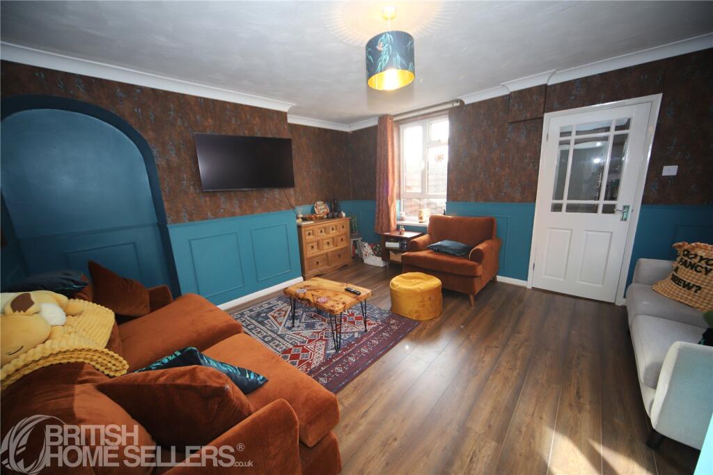 House in Eye - View 5