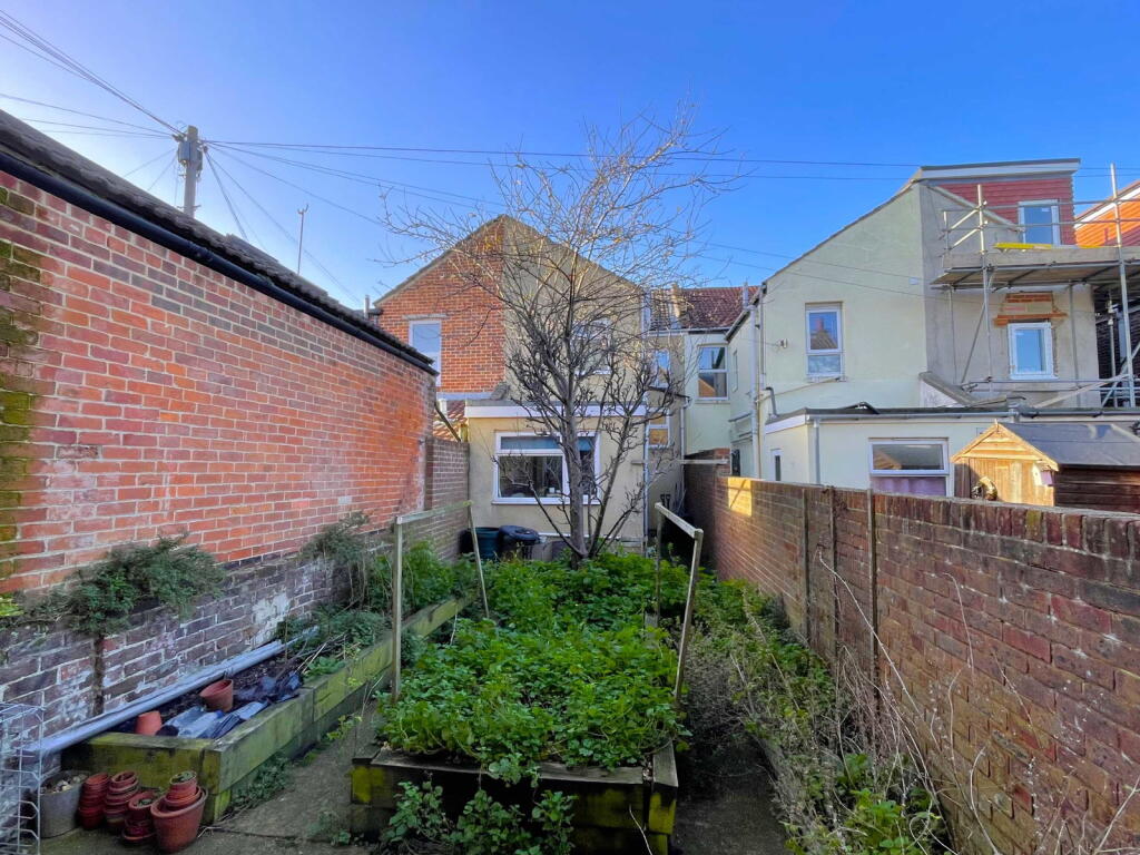 House in Portsmouth - View 2