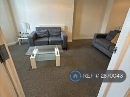4 bedroom terraced house for rent