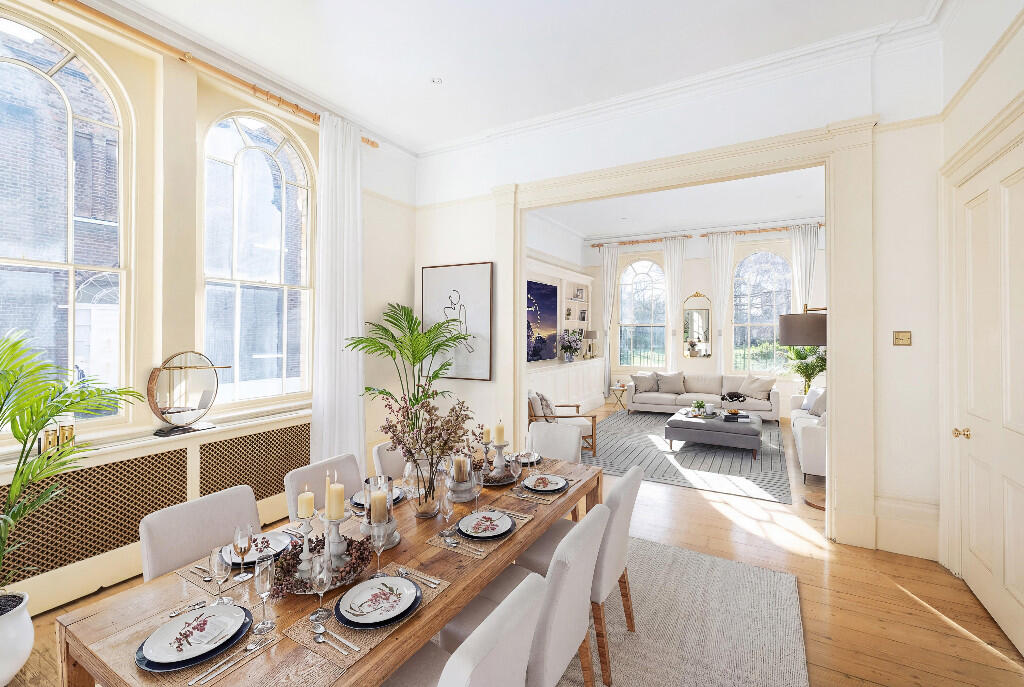 Main image of property: Gloucester Circus, London, SE10