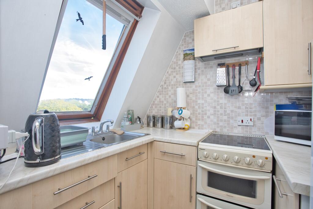 Sandgate Road, Folkestone, Kent, CT20 photo 3
