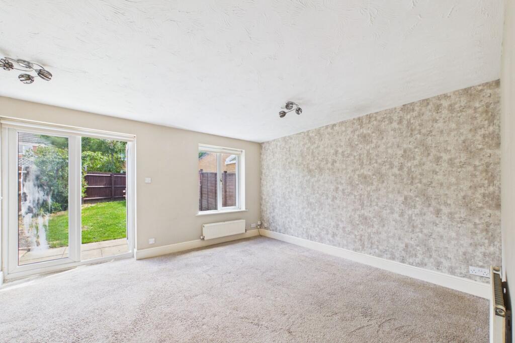 House in Towcester, West Northamptonshire - More