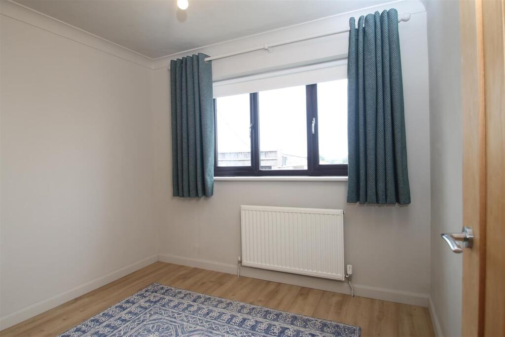 Oakwood Road, Wetherby - View 6
