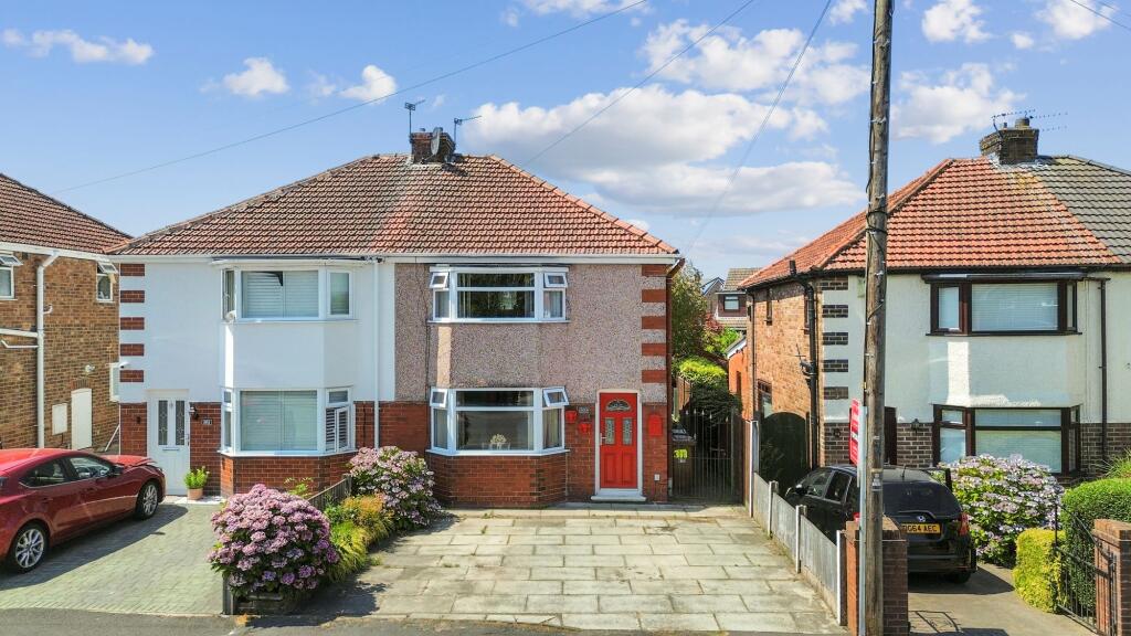 3-bed semi-detached on Leach Lane, Sutton Leach, WA9, £215,000