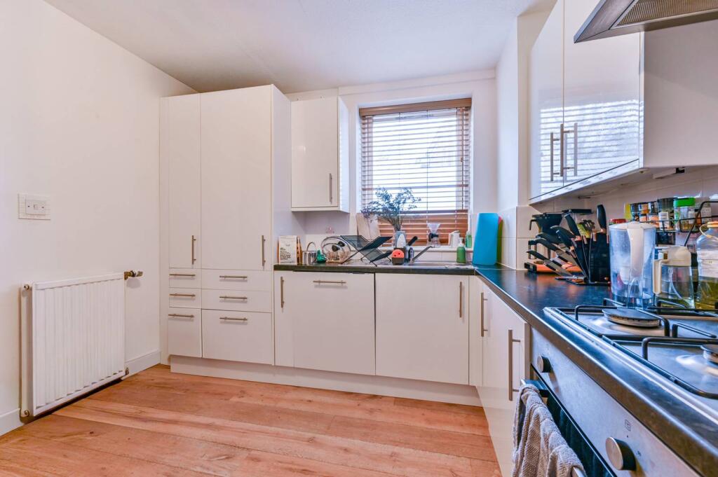 Main image of property: Treaty Street, Islington, London, N1