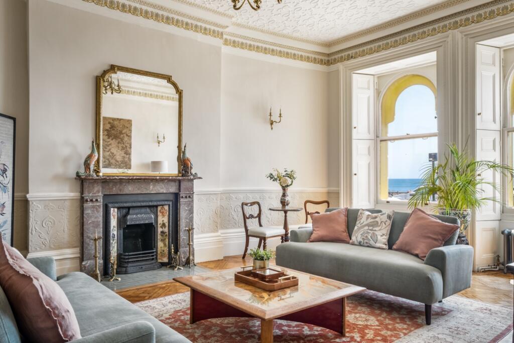 House in Brighton - View 5
