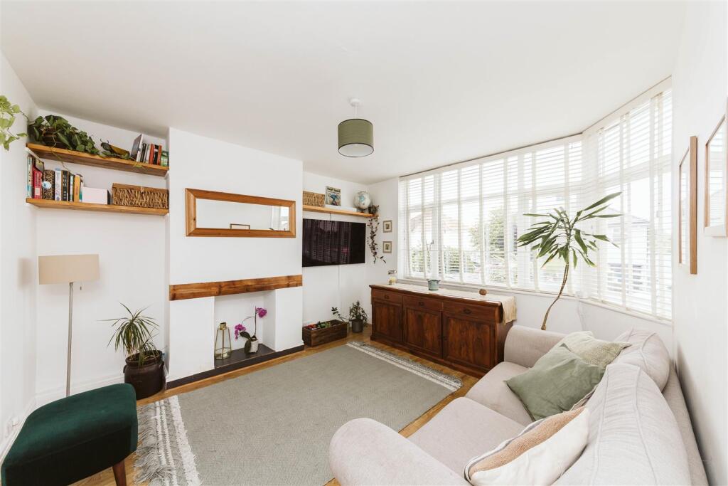 House in Bristol, Manor Farm, Southmead - View 2