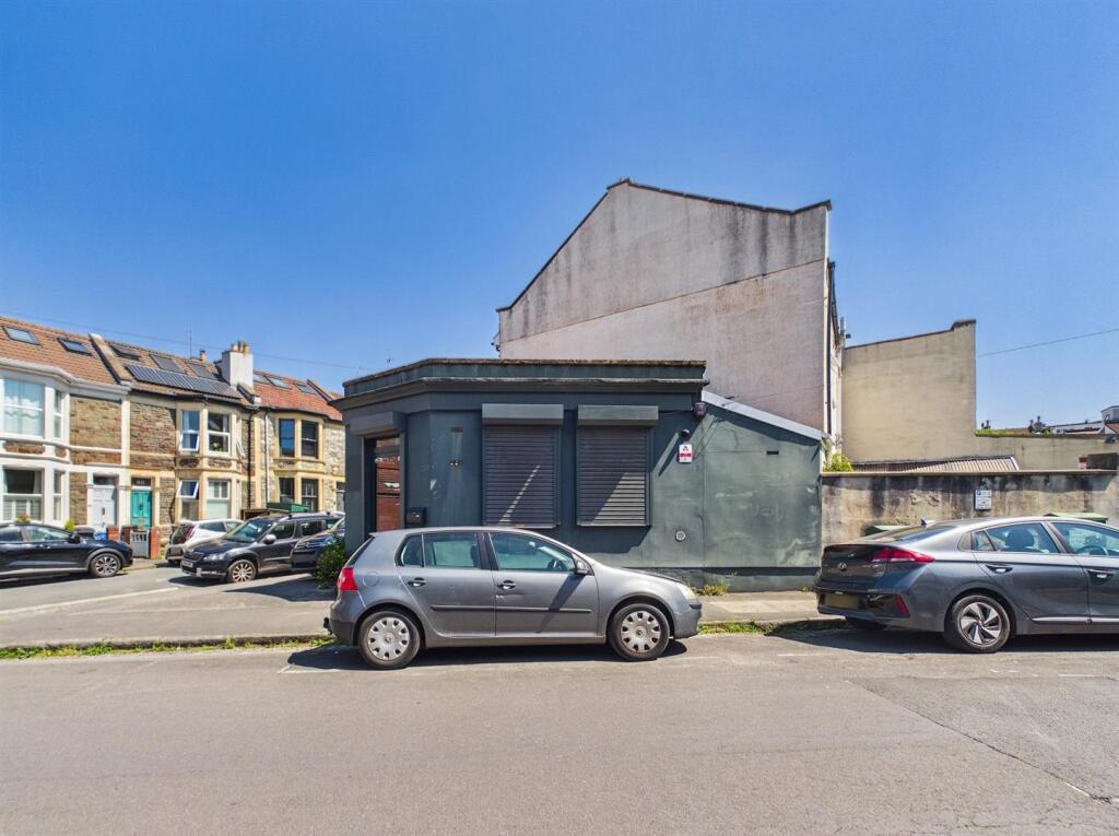 6 - Islington Road.jpg