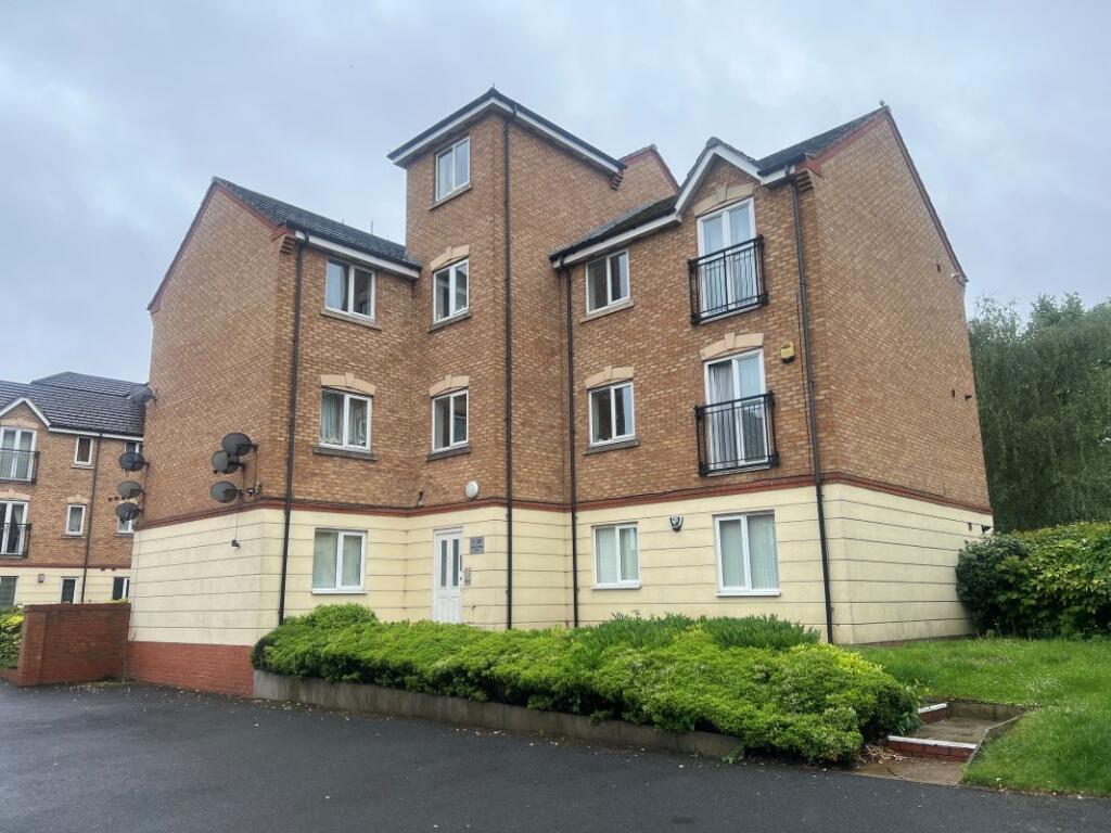 1-bed flat on 11 Loxdale Sidings, Bilston, WV14 0TN, £9,000