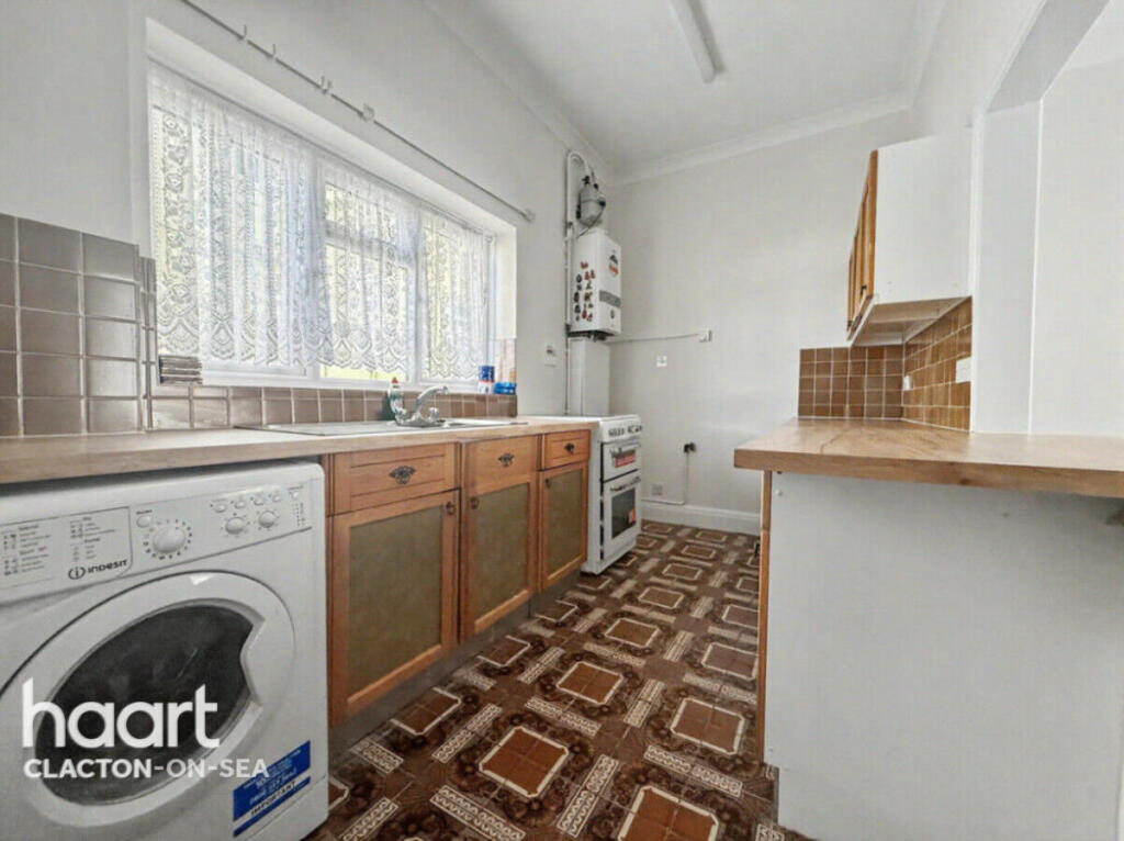 Apartment in Colchester - View 3