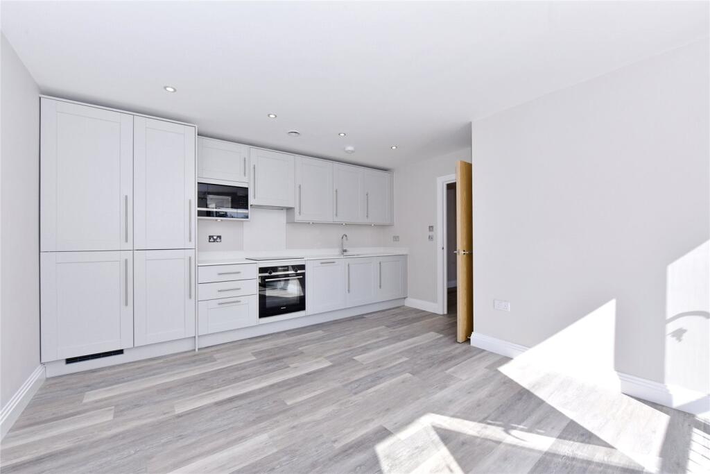Main image of property: Grebe House, Station Road, Marlow, Buckinghamshire, SL7