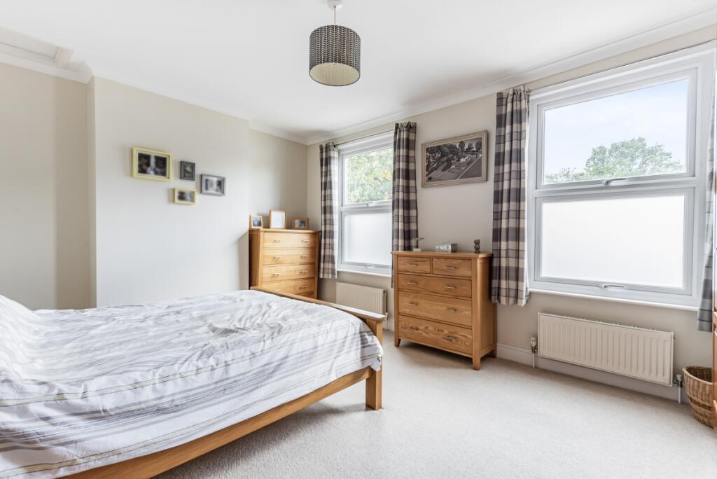 House in Bromley - View 4