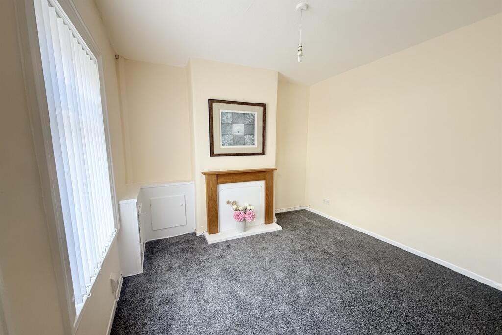 House in Runcorn, Dukesfield, Higher Runcorn - View 4