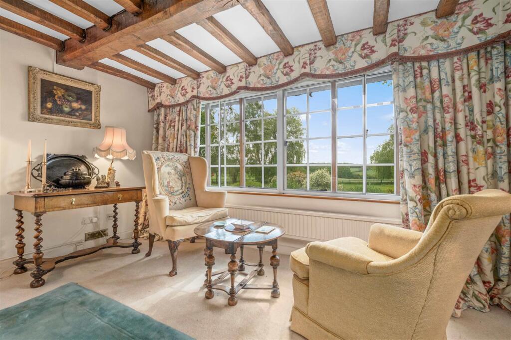 House in Stratford-on-Avon, Warwickshire - More