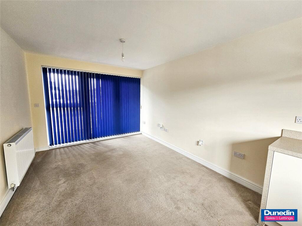 Frogmill Road, Northfield, Birmingham, B31 photo 4