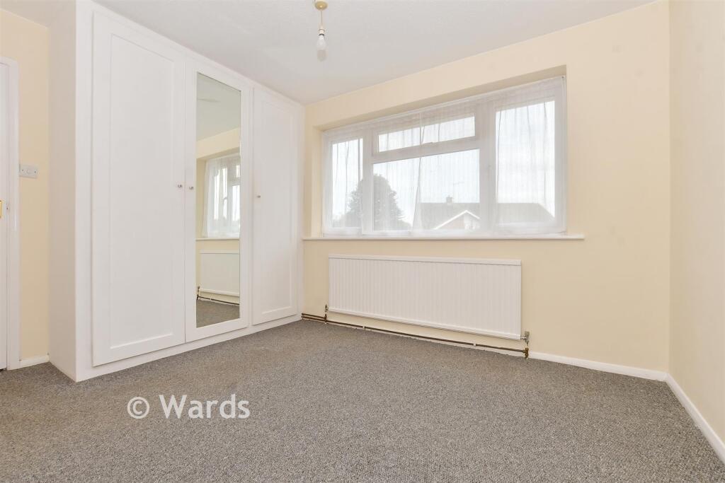 House in Dover, West Cliffe, St. Margaret's at Cliffe - More