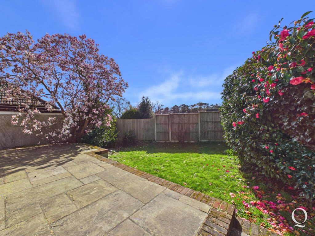 House in Broadstone, Hillbourne - View 5
