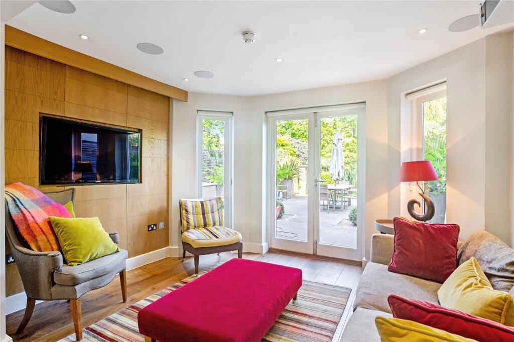 Property photo 8