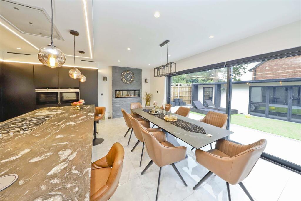 House in London - View 5