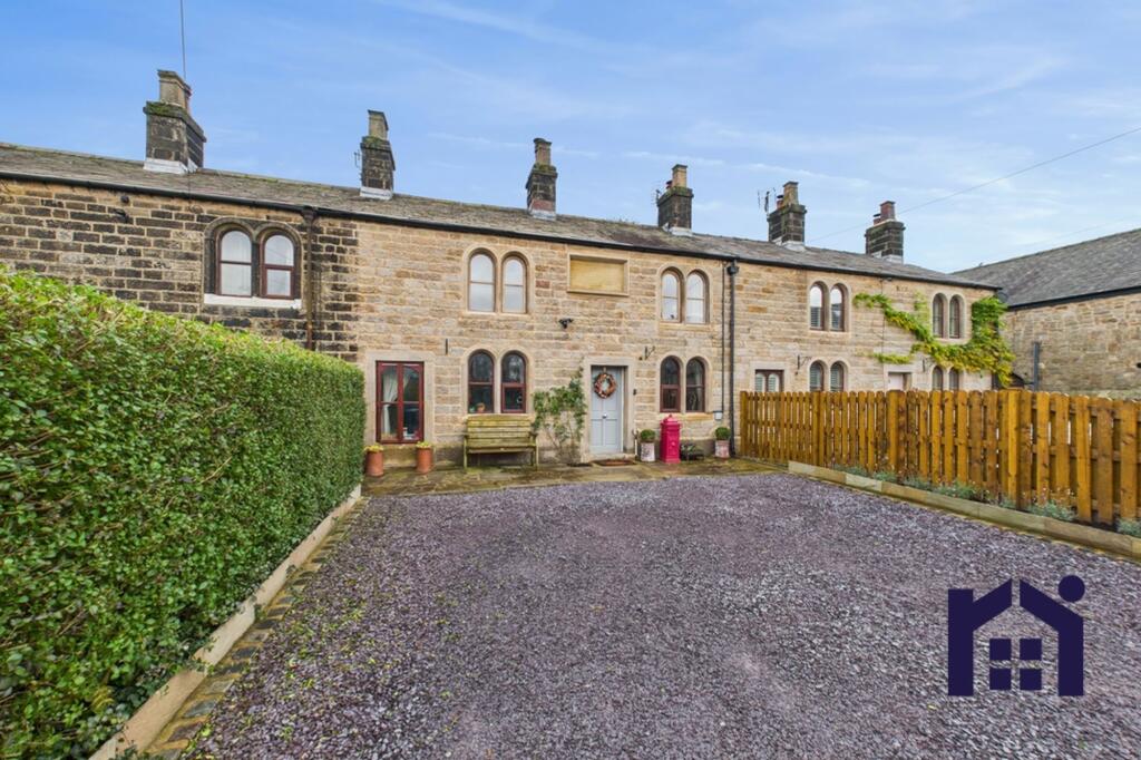 Main image of property: Shaw Brow, Whittle-Le-Woods, PR6 7HQ