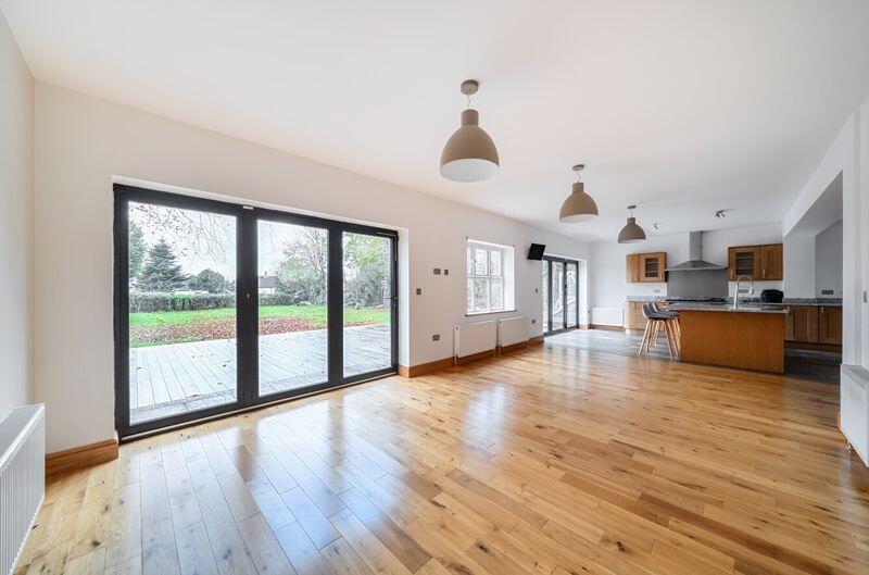 Copse Hill, West Purley photo 3