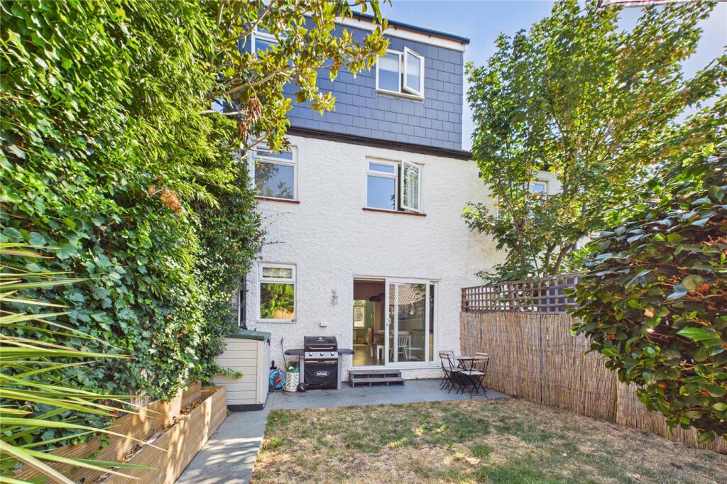 House in London - View 5