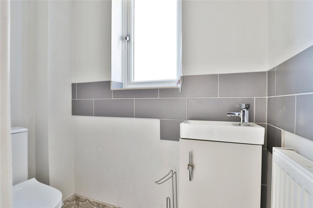 Additional image 9 of Doulton Gardens, Whitecliff, Poole, Dorset, BH14