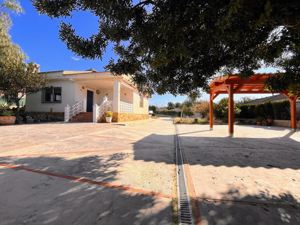 Main image of property: Valencia, Valencia, Lliria