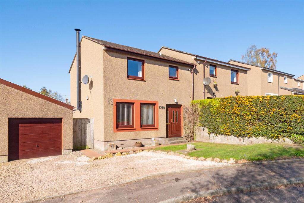 Main image of property: 48 Eden Park, Cupar