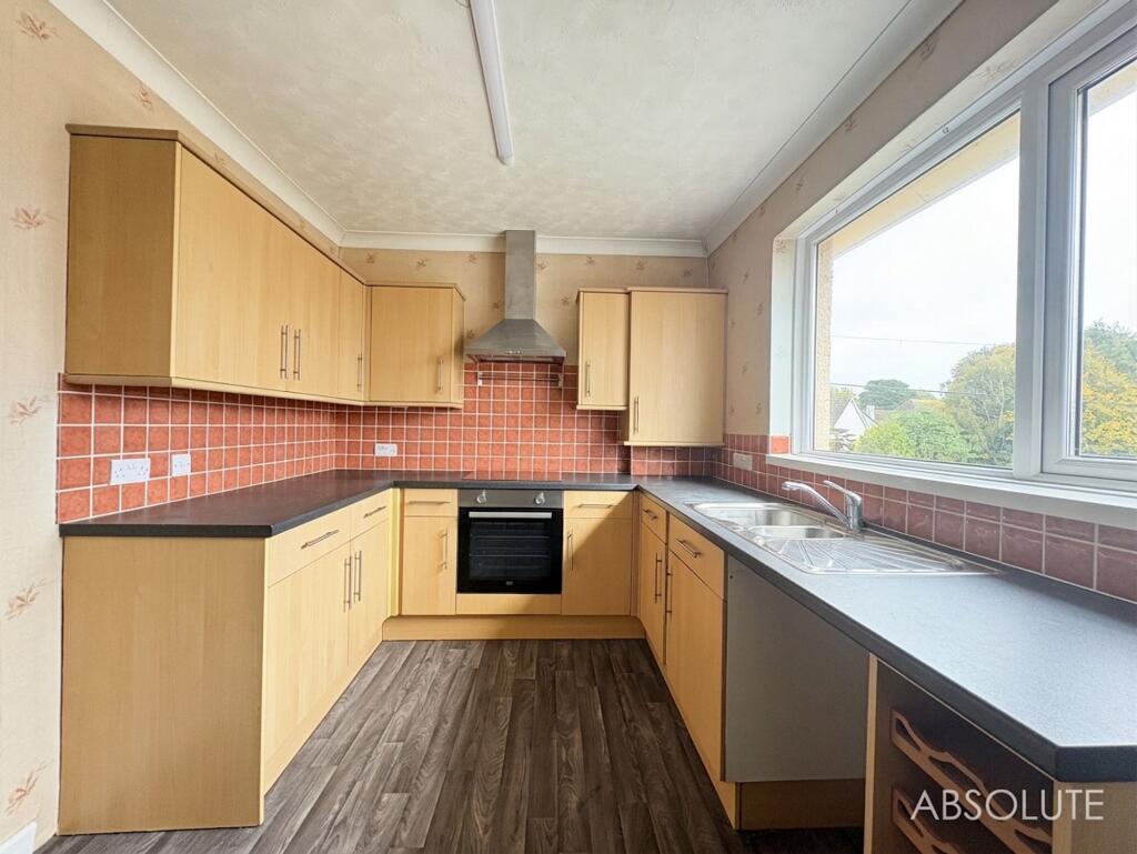 Apartment in Torquay - View 2