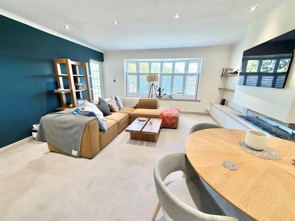 Pownall Court, Wilmslow photo 3