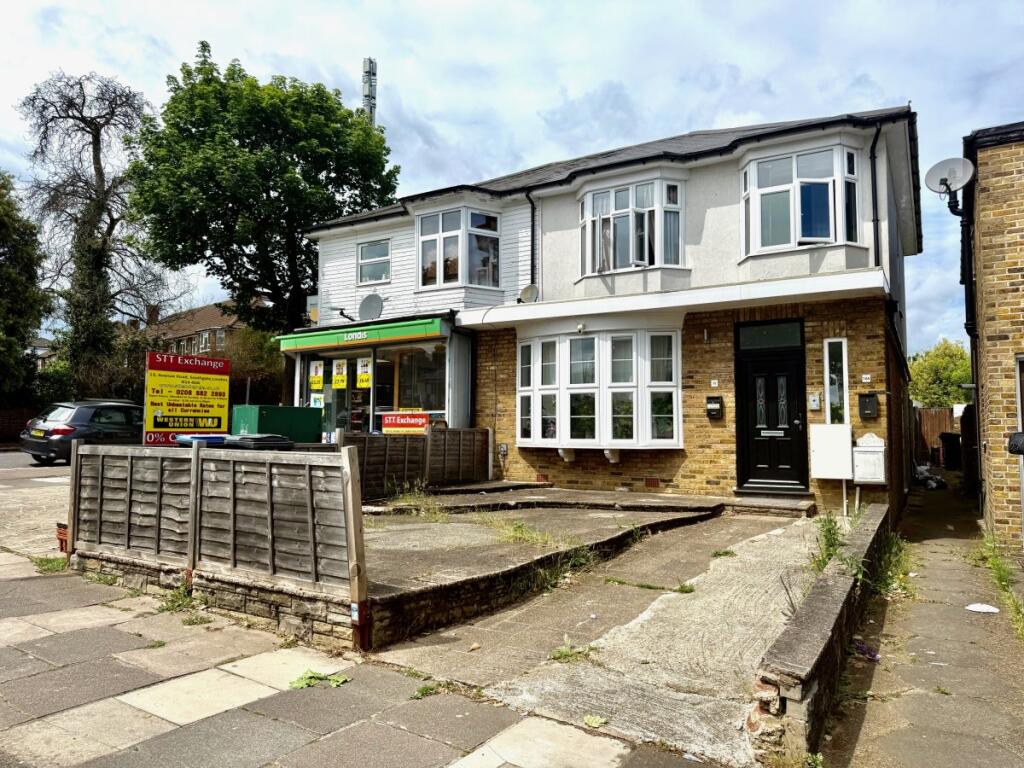 Main image of property: Avenue Road, Southgate