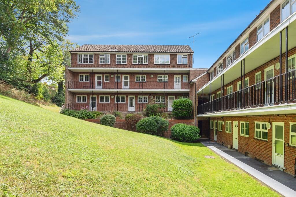 Additional image 15 of Park Close, Hatfield