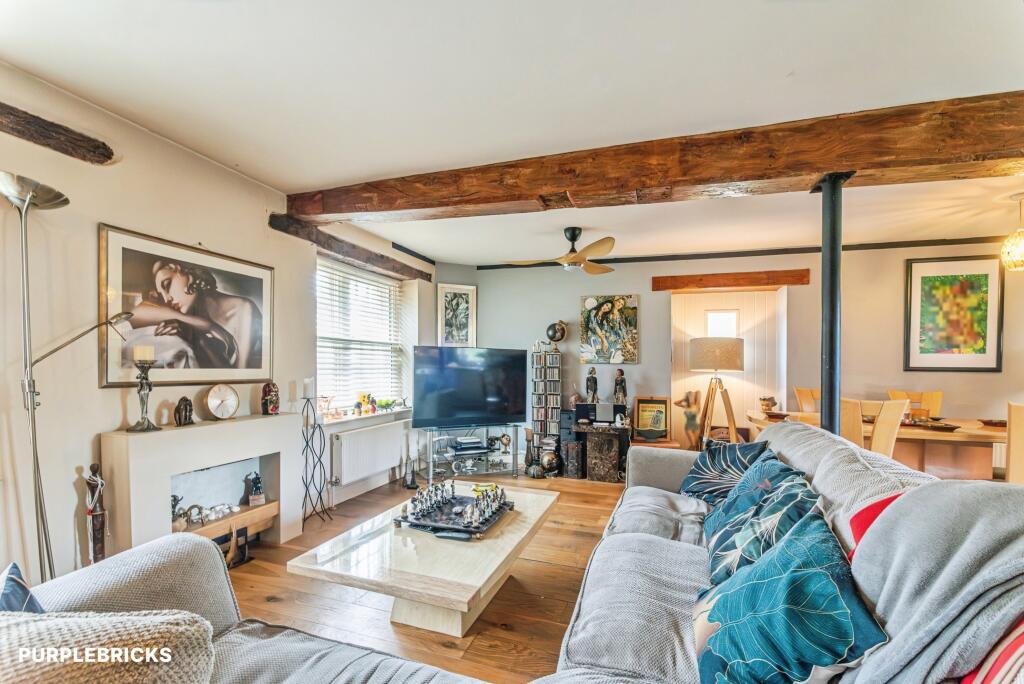 Apartment in Swindon, Calne - View 5
