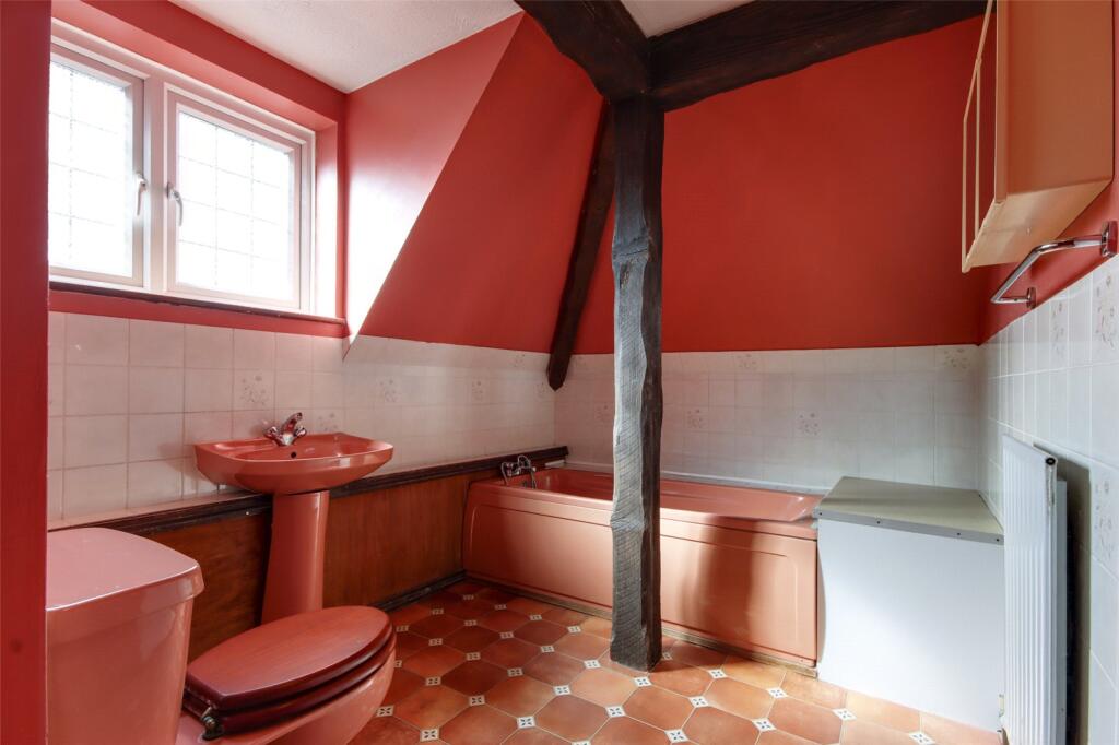 House in Sevenoaks, Hartley - More