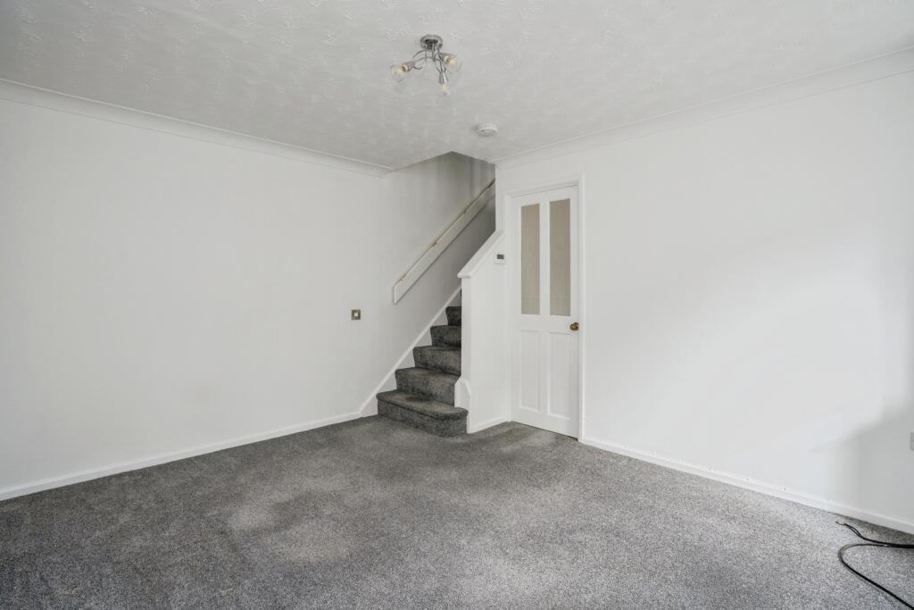 House in Havant, Waterlooville - More
