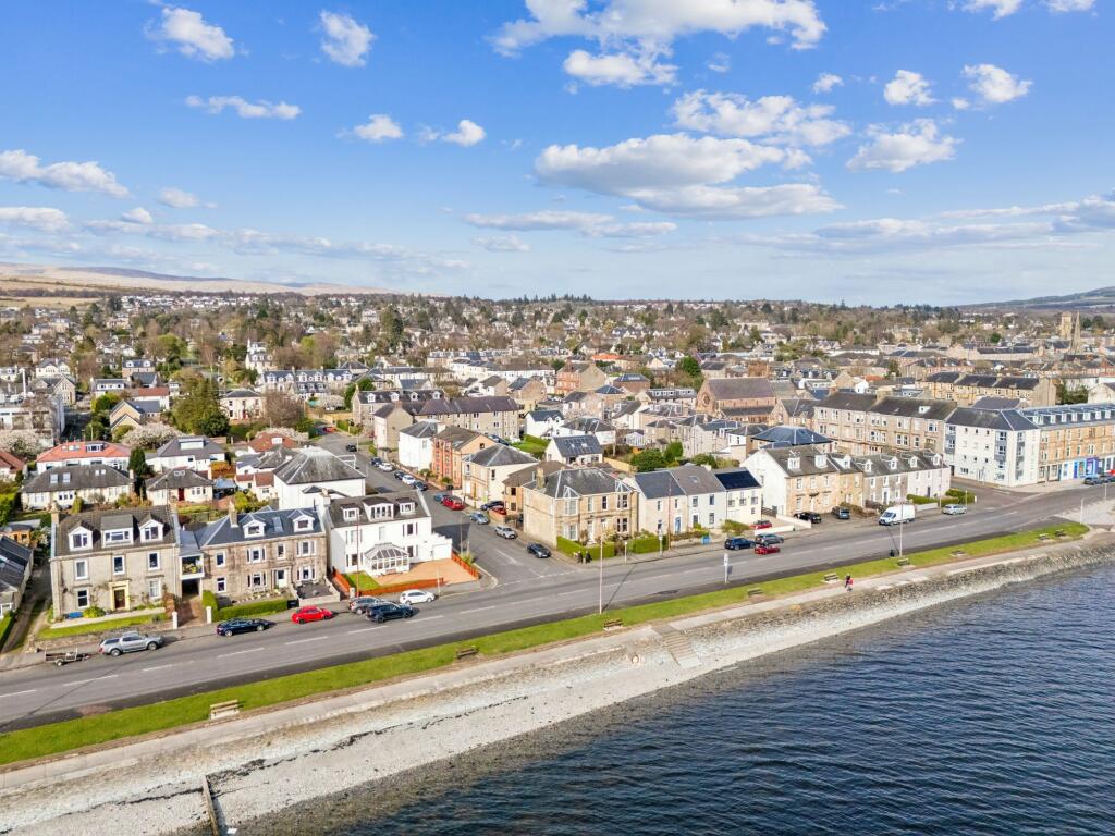 Apartment in Helensburgh, Argyll and Bute - View 3