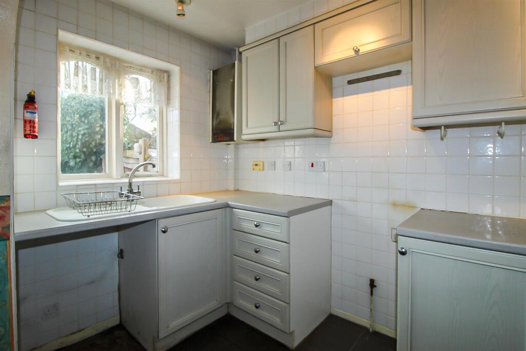 Ashbury Chase, Outwood, Wakefield photo 3