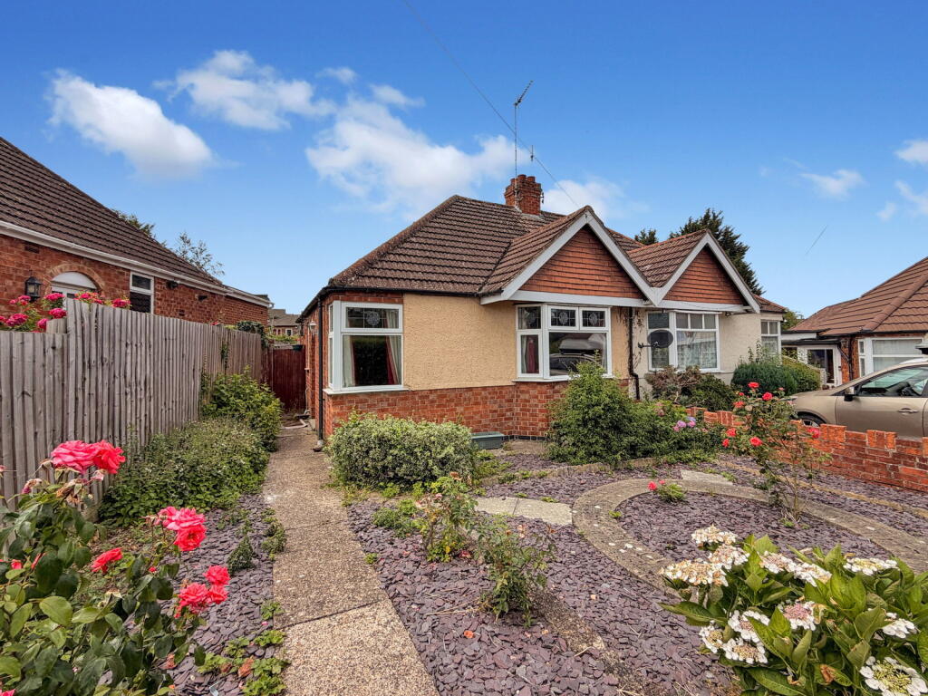 Main image of property: Parkfield Crescent, Delapre, NN4