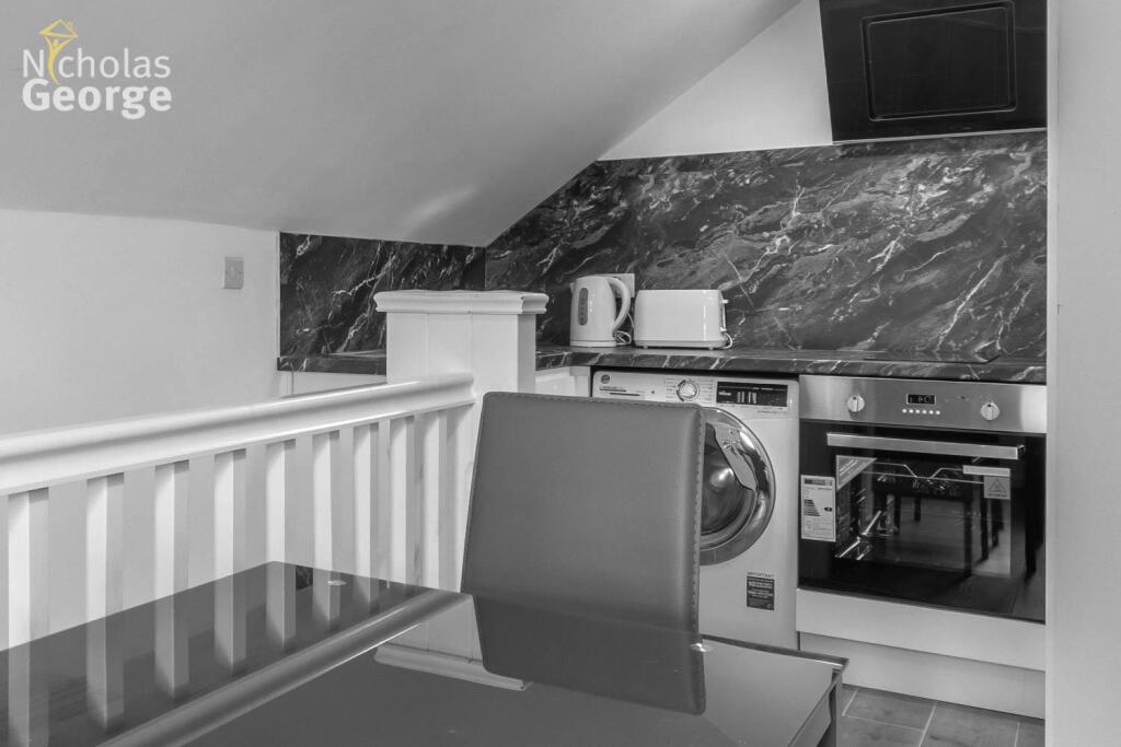 Additional image 11 of Oak House, Oxford Road, Moseley, B13 9EJ