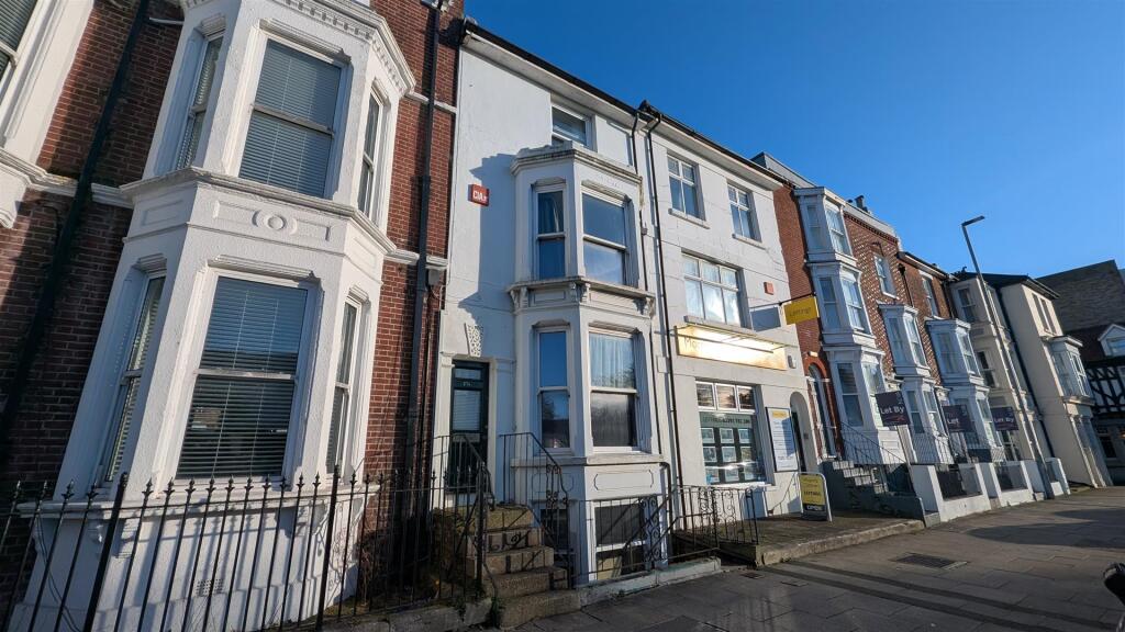 Main image of property: HAMPSHIRE TERRACE, PORTSMOUTH, PO1 2QF